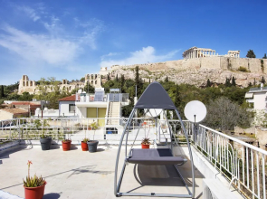 Your Home under the Acropolis Roofdeck