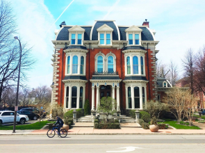 The Mansion On Delaware Ave