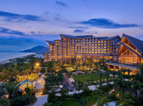 DoubleTree by Hilton Shanwei