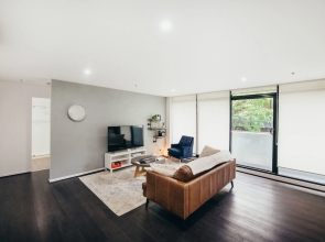 Rubi, 1BDR Melbourne Apartment