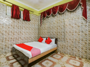 OYO 64984 Hotel Rudransh