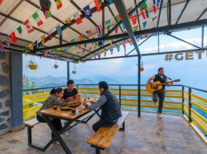 The Hosteller Kufri, Shimla