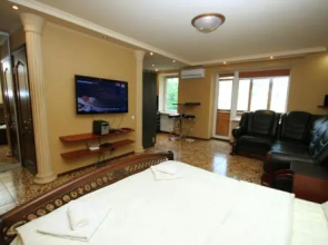 Pechersk Apartment in Kiev Center