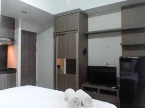 Scenic Studio Room at Taman Melati Apartment By Travelio