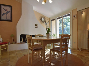 Modern villa in Cournonterral, with large garden, private pool and terrace