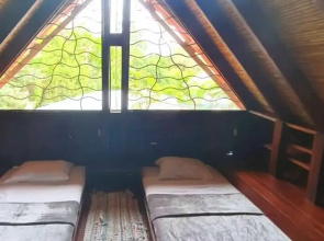 Cabuya Lodge