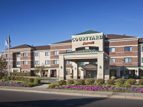 Courtyard Minneapolis St. Paul/Roseville by Marriott