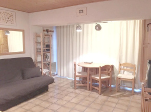Apartment With one Bedroom in Vars, With Wonderful Mountain View and F