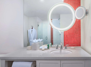 Hilton Cabana Miami Beach Resort