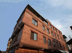 SPOT ON 398 Hotel Maansarobhar