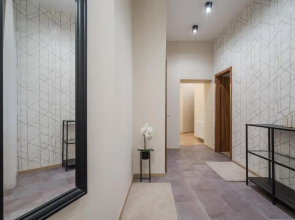 3 bedrooms bright flat in the heart of the city with free garage