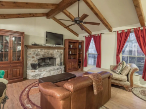Little Rock 'N' Woodv 2 Bedrooms 2 Bathrooms Home