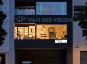 Boulevard Botanie city apartment with parking