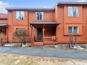 Moxham 58h - Adirondack Retreat Mountain Views 3 Bedroom Townhouse by The Summit at Gore Mountain
