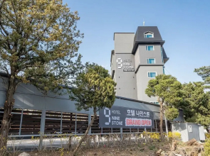 Namyangju Ninestone Hotel