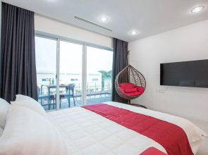 Geoje Star Marine Pool Villa Pension - F