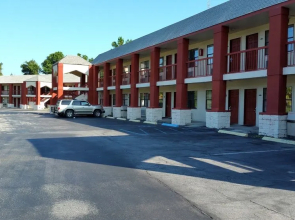 Seven Oaks Inn Jasper
