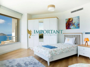 BD4123 Five Bedroomed Villa with Pool and Sea View