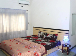 Tourist Castle Hotel and Suites