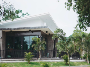 Suncharm Villa Resort