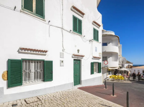Private 2 Bed Apartment in Albufeira Old Town