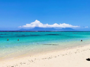 Tahiti - Fare Vainato Beach