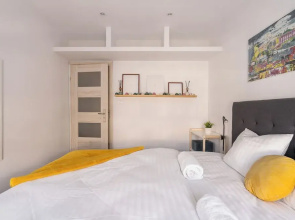 RentPlanet - Apartament Nowowiejska