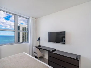 Hyde Beach House Luxury Condo-Resort 5559