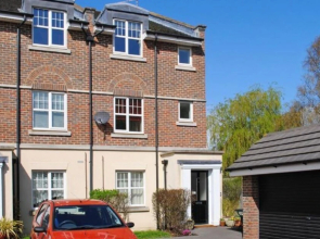 17 Quinton Fields, Emsworth