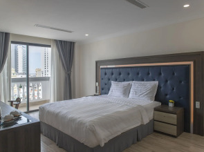 Seven Seas Hotel and Apartment