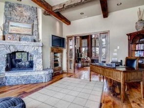 Ski Bridge Lodge by Pinnacle Lodging