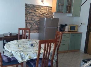 House With 2 Bedrooms in Krnica, With Enclosed Garden and Wifi Near the Beach
