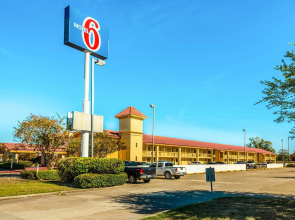 Motel 6 Monroe, LA