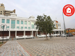 OYO 28442 Hotel Sudhir