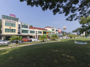 OYO 445 Charisma Hotel