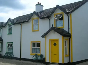 Riverbank Cottages