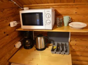 Laahtanen leirintä ja lomakylä