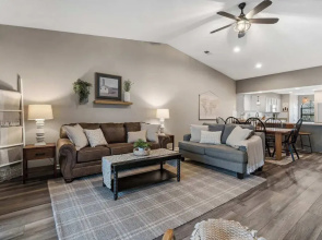 Farmhouse at the Foothills - Perfect Escape