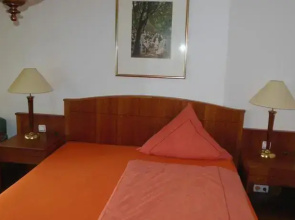 Hotel Athena Palace