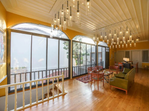 Delight Deluxe Hotel