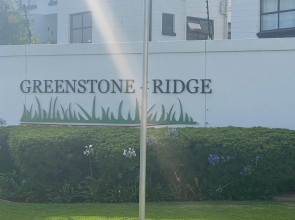 Greenstone Ridge Apartment