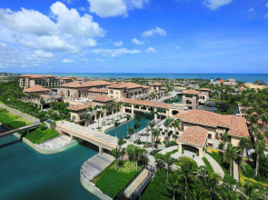 Wyndham Grand Plaza Royale Hainan Longmu Bay