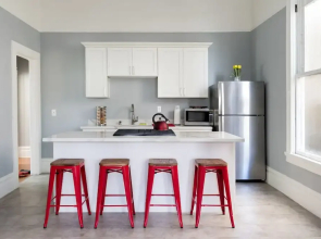 Large and Lovely 3 Bedroom Flat