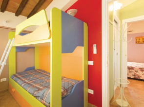 Stunning Home in Castelfiorentino -fi- With 2 Bedrooms and Outdoor Swimming Pool