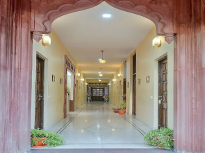 Garh Govind Hotel & Resort