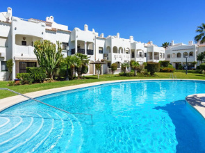 Urb. Los Pinos de Andalucia