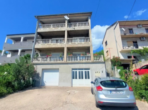 Elegant Apartments With Sea View and Balcony
