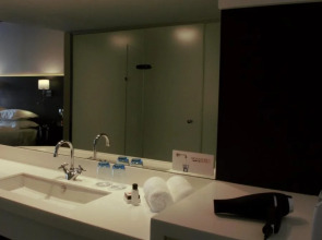 ONOMO Hotel Waterfront