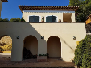Guests' Suite of Villa Tamarit
