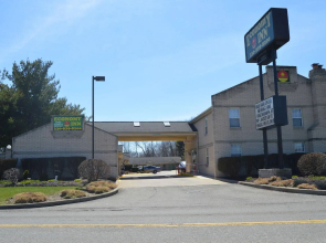 Economy Inn - Akron